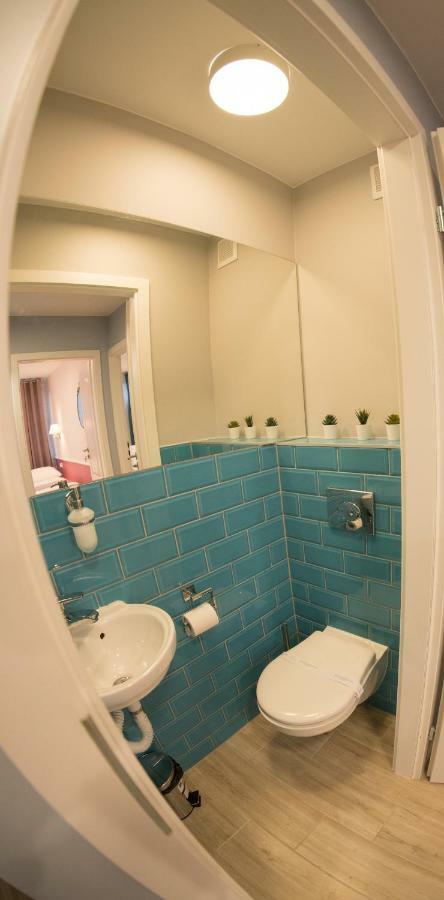 Apartament Hotel Grzybowska 9 Warsaw Exterior photo